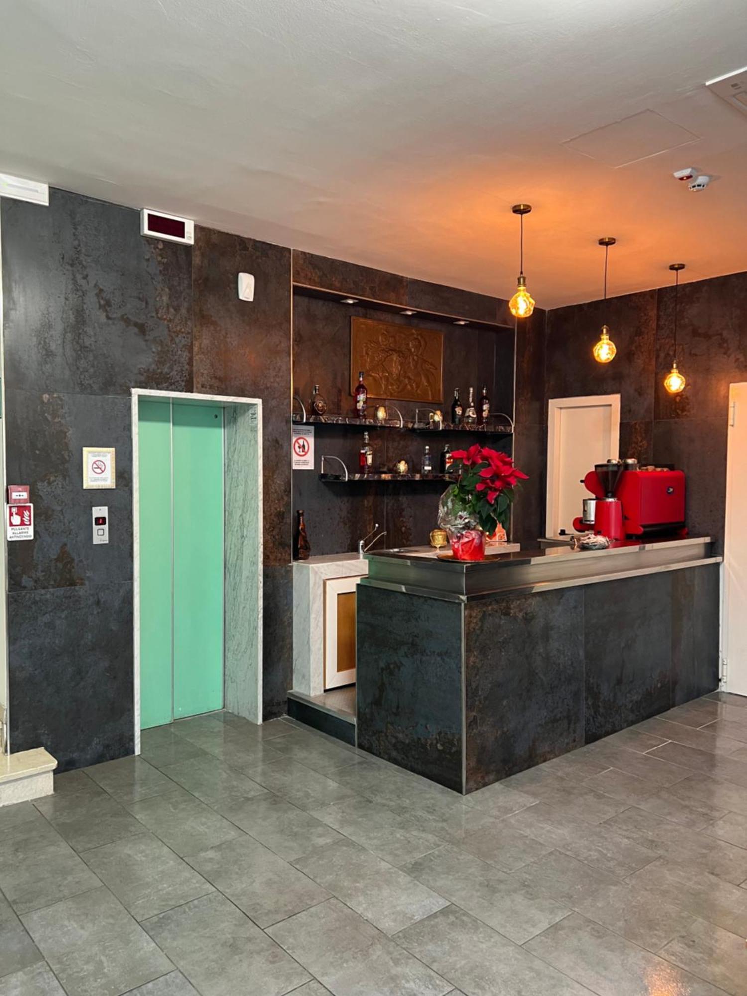 Hotel Miro Rimini Exterior photo